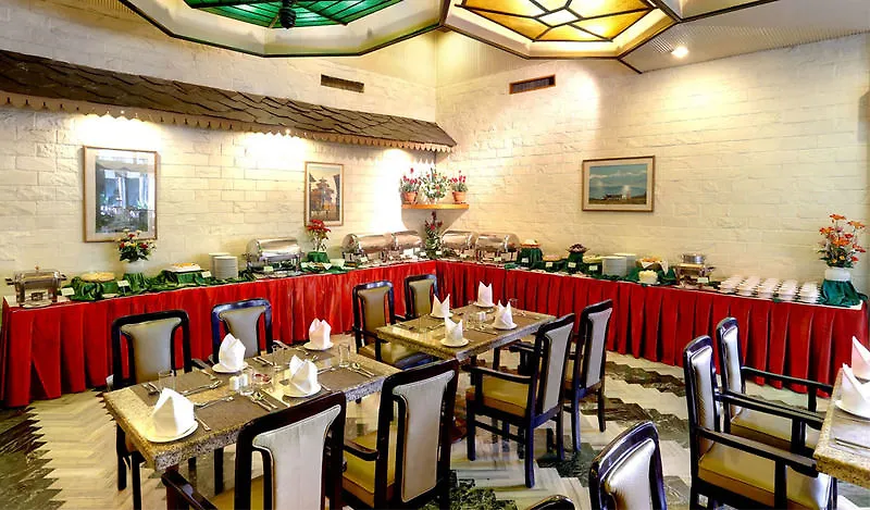 *****  The Everest Hotel Katmandu Nepál
