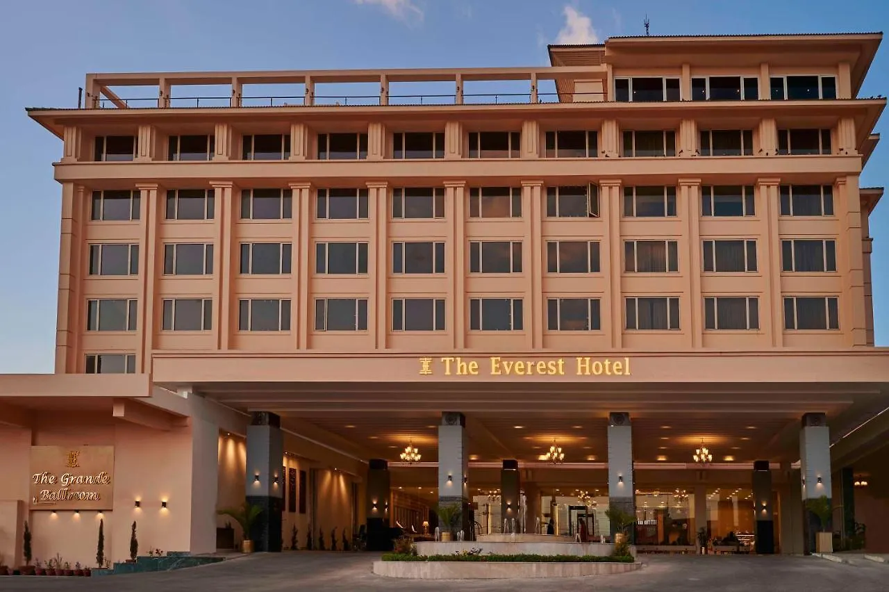 The Everest Hotel Катманду